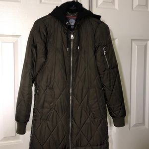Vince Camuto XS olive green hooded long bomber